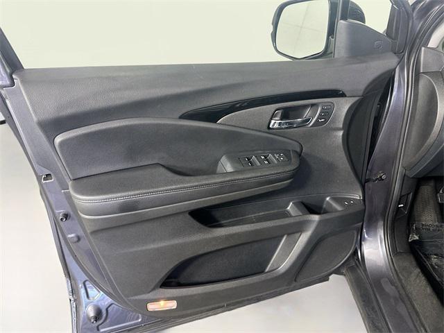 used 2022 Honda Pilot car, priced at $31,691