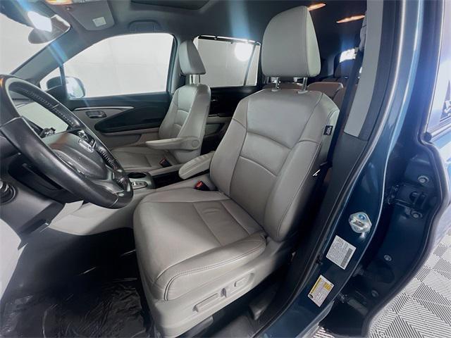 used 2022 Honda Pilot car, priced at $31,392