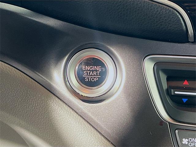 used 2022 Honda Pilot car, priced at $31,392