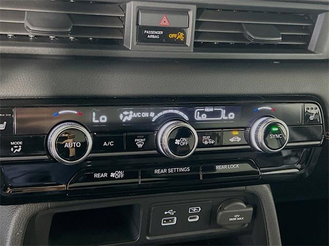 used 2025 Honda Pilot car, priced at $45,232