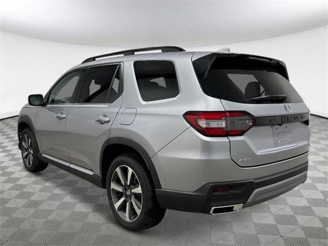 new 2025 Honda Pilot car, priced at $49,543