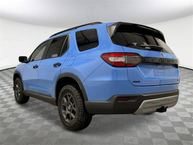 new 2025 Honda Pilot car, priced at $48,607