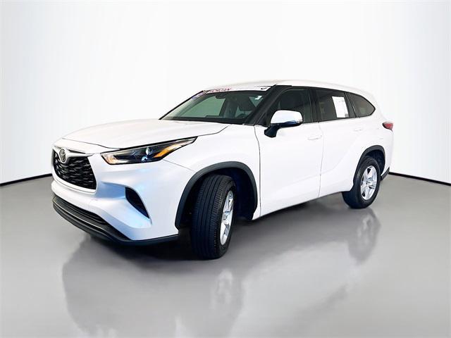 used 2022 Toyota Highlander car, priced at $28,691