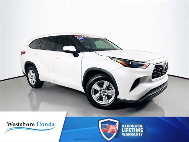 used 2022 Toyota Highlander car, priced at $28,691