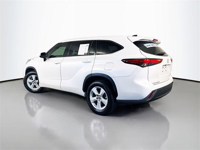 used 2022 Toyota Highlander car, priced at $28,691