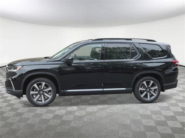 new 2025 Honda Pilot car, priced at $44,621