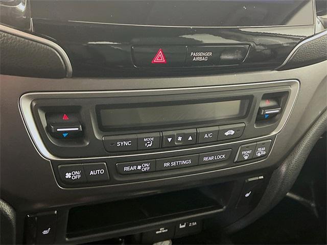 used 2021 Honda Pilot car, priced at $23,558