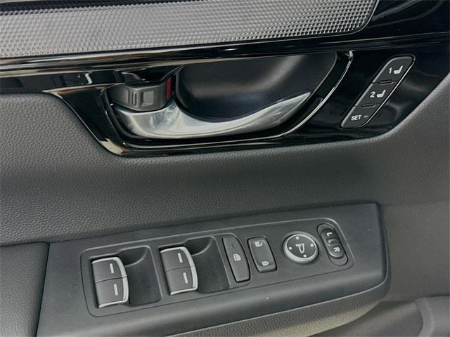 new 2026 Honda CR-V Hybrid car, priced at $40,952