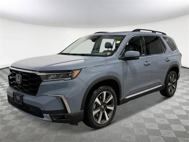 new 2025 Honda Pilot car, priced at $48,593