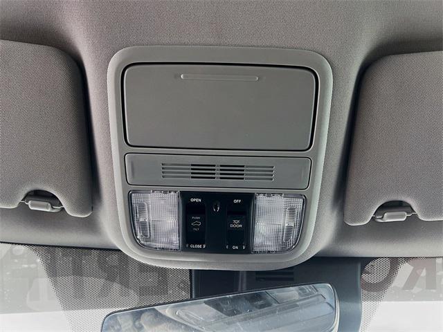 used 2022 Honda Pilot car, priced at $25,855