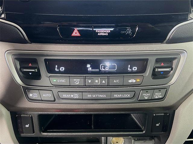 used 2022 Honda Pilot car, priced at $25,855