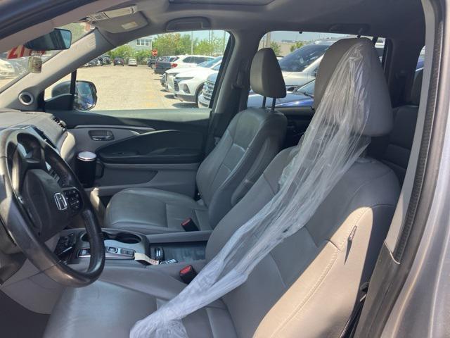 used 2022 Honda Pilot car, priced at $27,113