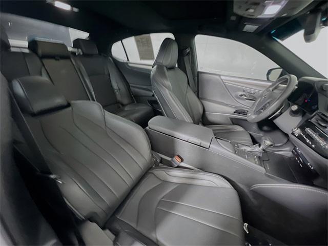 used 2022 Lexus ES 350 car, priced at $33,186