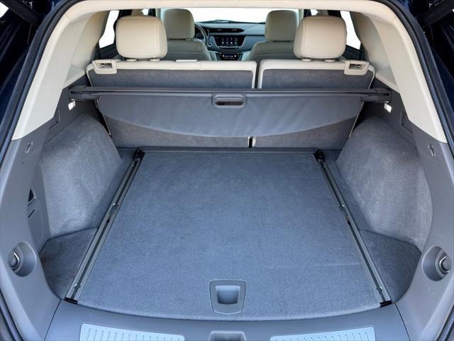 used 2022 Cadillac XT5 car, priced at $25,613