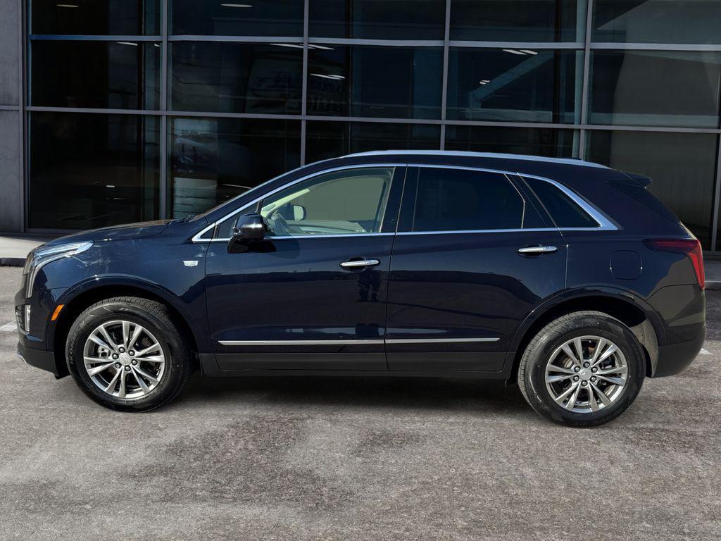 used 2022 Cadillac XT5 car, priced at $23,856
