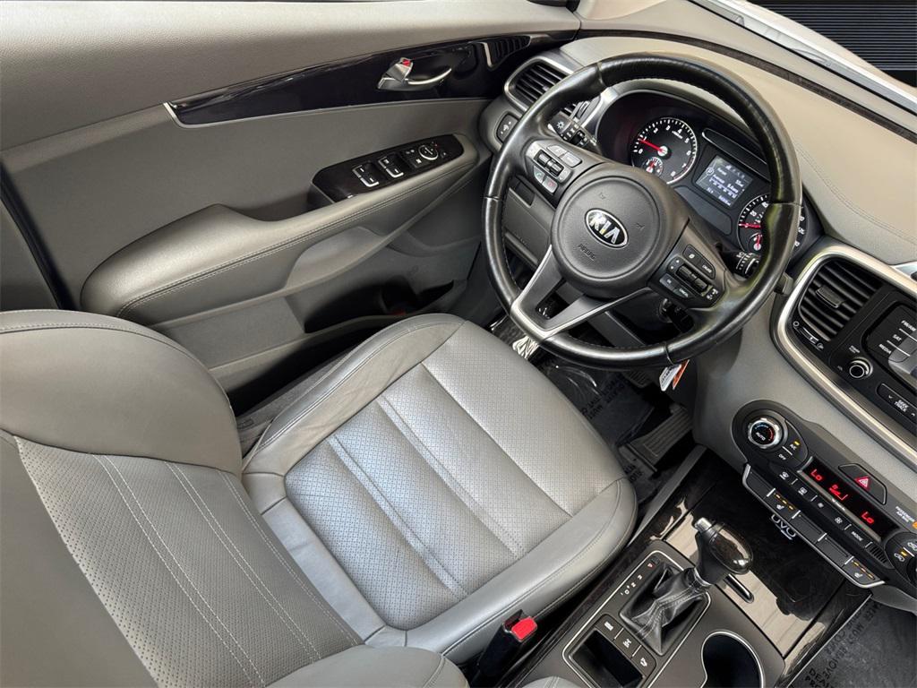 used 2016 Kia Sorento car, priced at $11,859