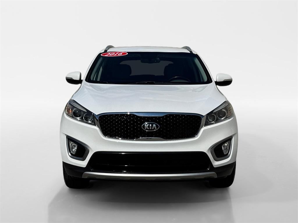 used 2016 Kia Sorento car, priced at $11,675