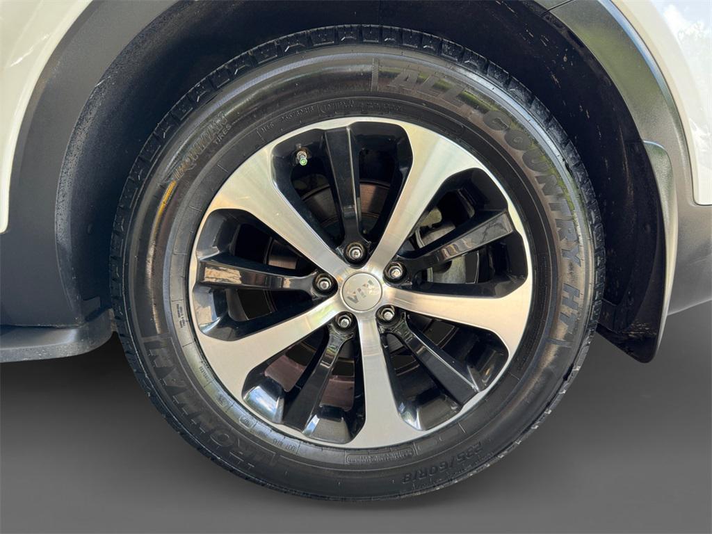 used 2016 Kia Sorento car, priced at $11,675