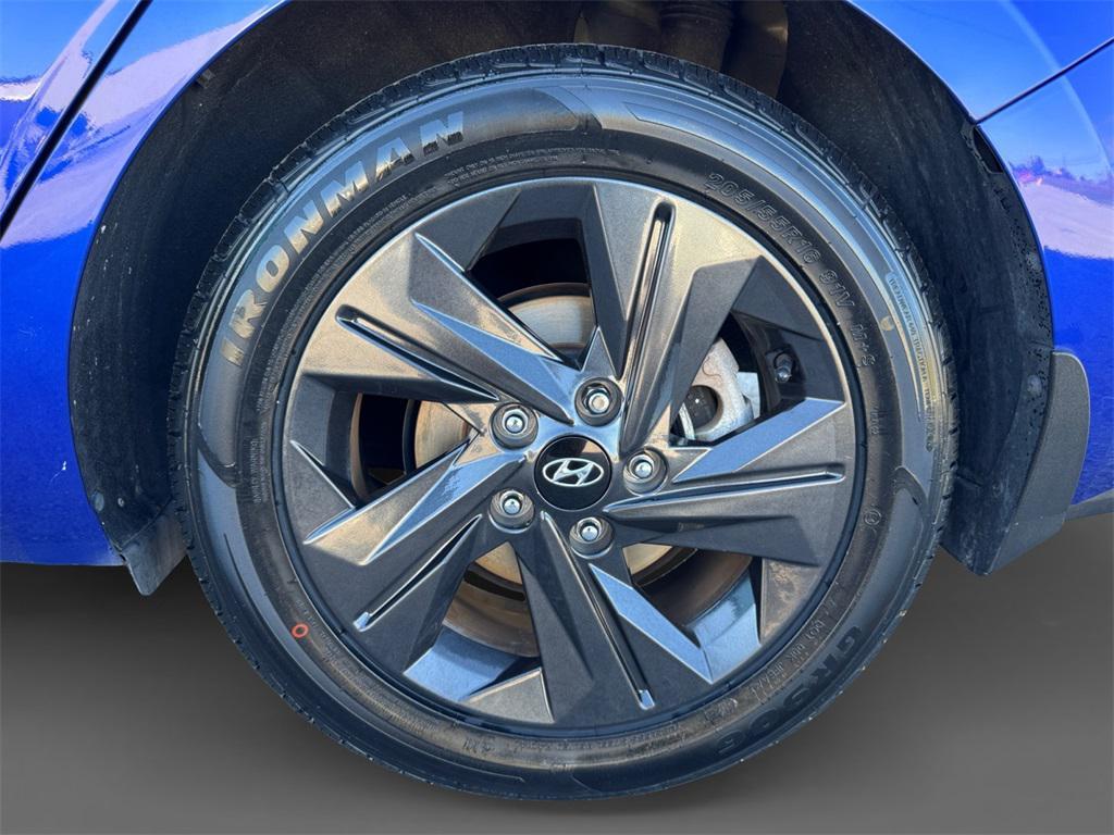 used 2022 Hyundai Elantra car, priced at $18,404