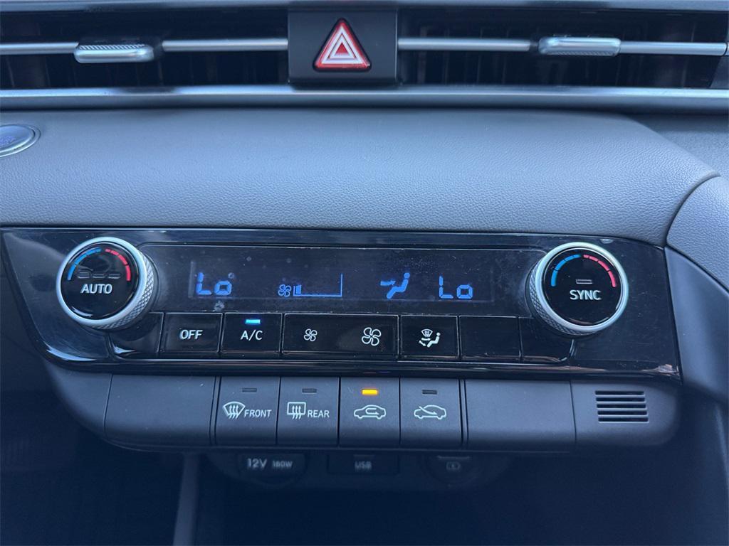 used 2022 Hyundai Elantra car, priced at $18,404