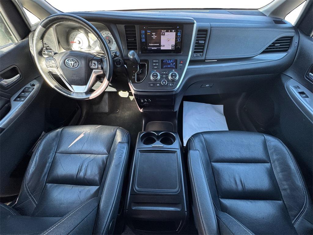 used 2017 Toyota Sienna car