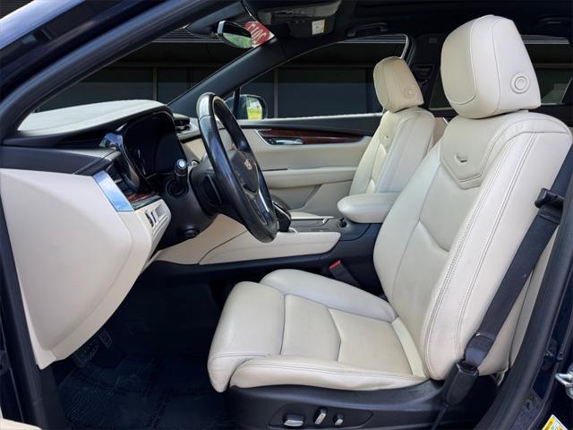 used 2017 Cadillac XT5 car, priced at $17,550