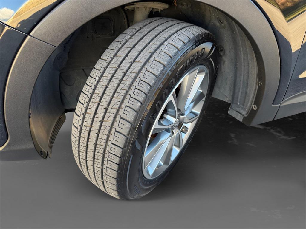 used 2017 Hyundai Santa Fe car, priced at $13,412