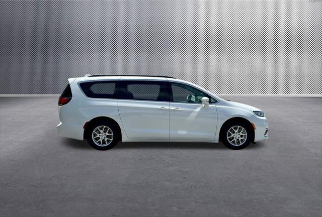 used 2022 Chrysler Pacifica car, priced at $21,843