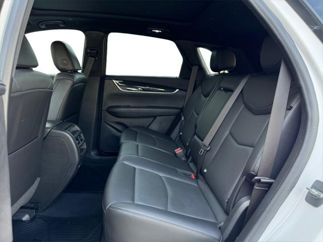used 2022 Cadillac XT5 car, priced at $27,108