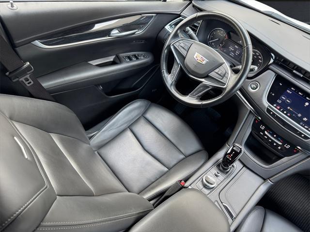 used 2022 Cadillac XT5 car, priced at $27,108