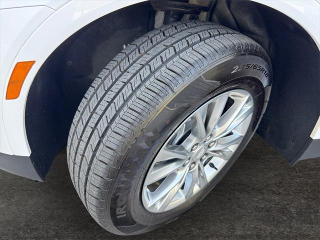 used 2022 Cadillac XT5 car, priced at $27,108