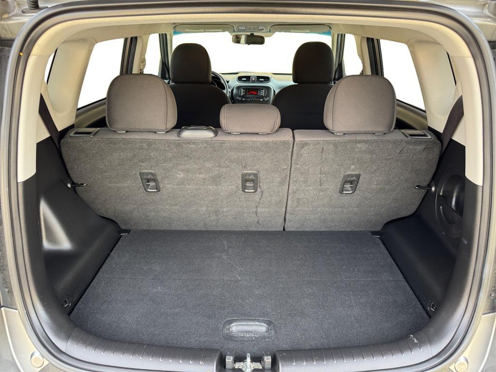 used 2016 Kia Soul car, priced at $9,889