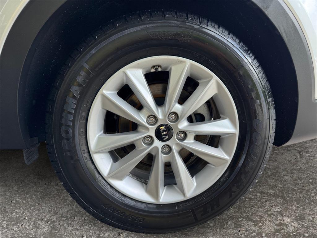 used 2020 Kia Sorento car, priced at $15,588