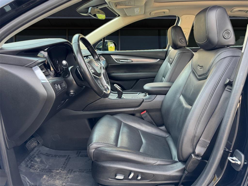used 2019 Cadillac XT5 car, priced at $18,309