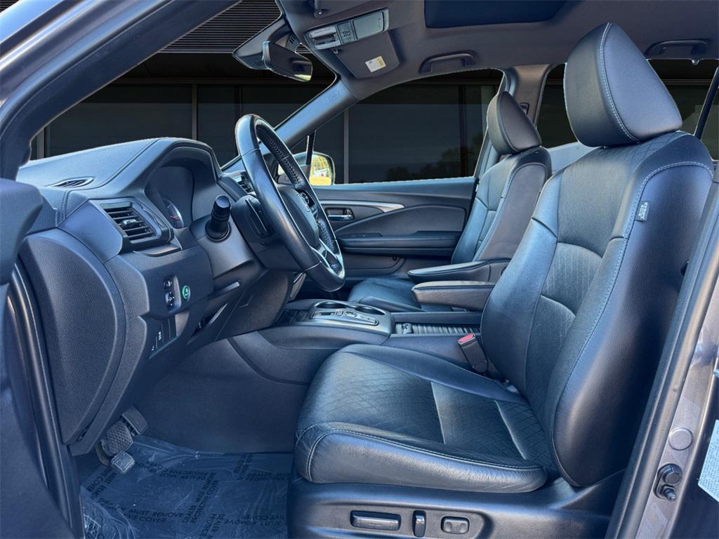 used 2021 Honda Passport car, priced at $21,871