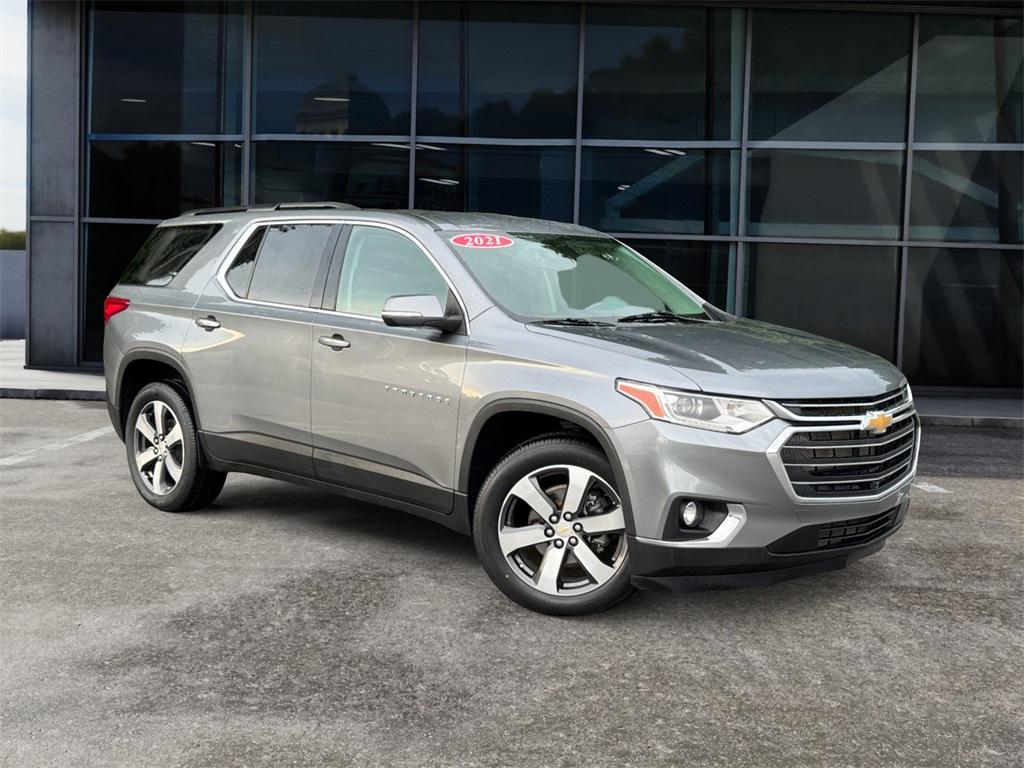used 2021 Chevrolet Traverse car, priced at $22,068