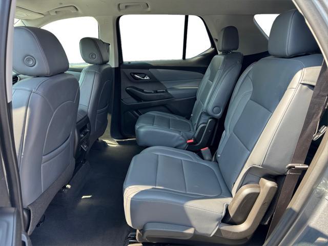 used 2021 Chevrolet Traverse car, priced at $22,659