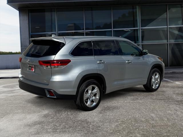 used 2019 Toyota Highlander car, priced at $29,378