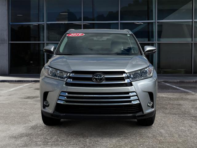 used 2019 Toyota Highlander car, priced at $29,378