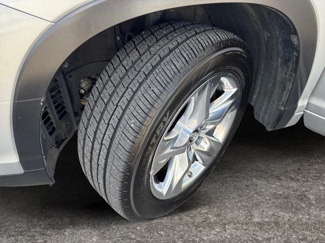 used 2019 Toyota Highlander car, priced at $29,378