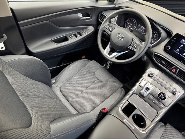 used 2021 Hyundai Santa Fe car, priced at $19,597