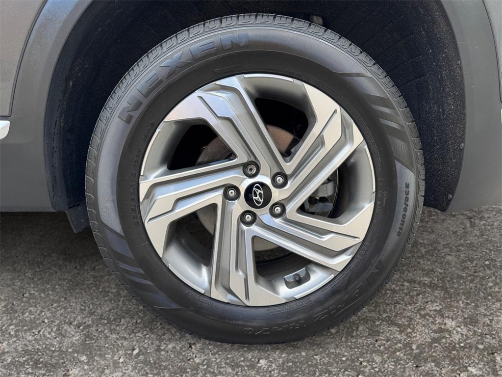 used 2021 Hyundai Santa Fe car, priced at $18,900