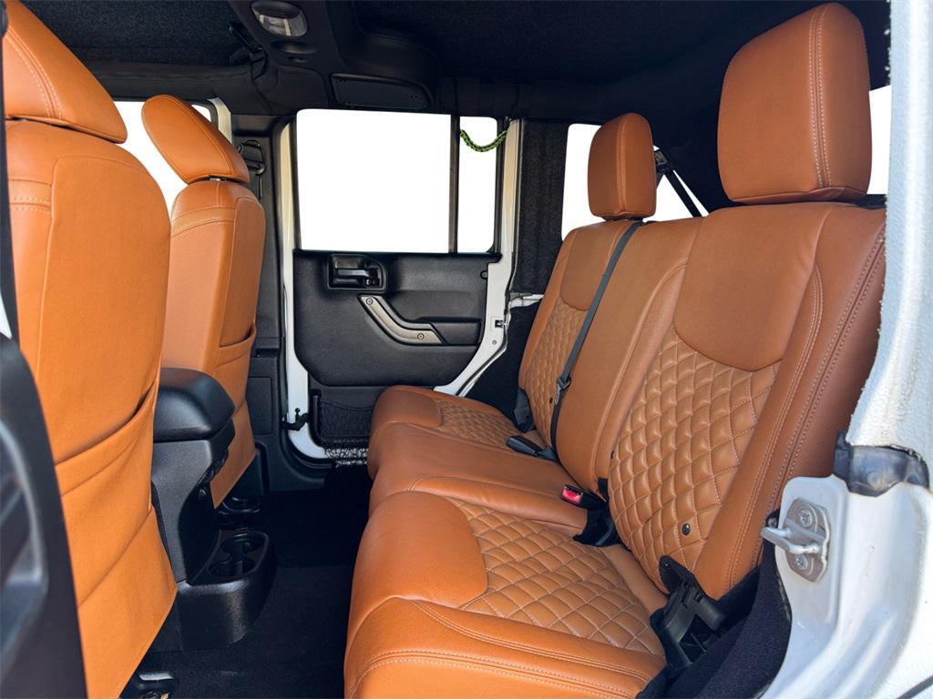 used 2015 Jeep Wrangler Unlimited car, priced at $20,922