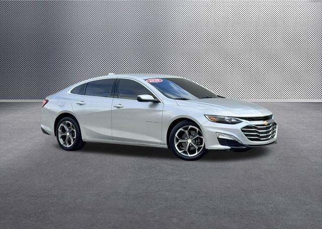 used 2020 Chevrolet Malibu car, priced at $13,186