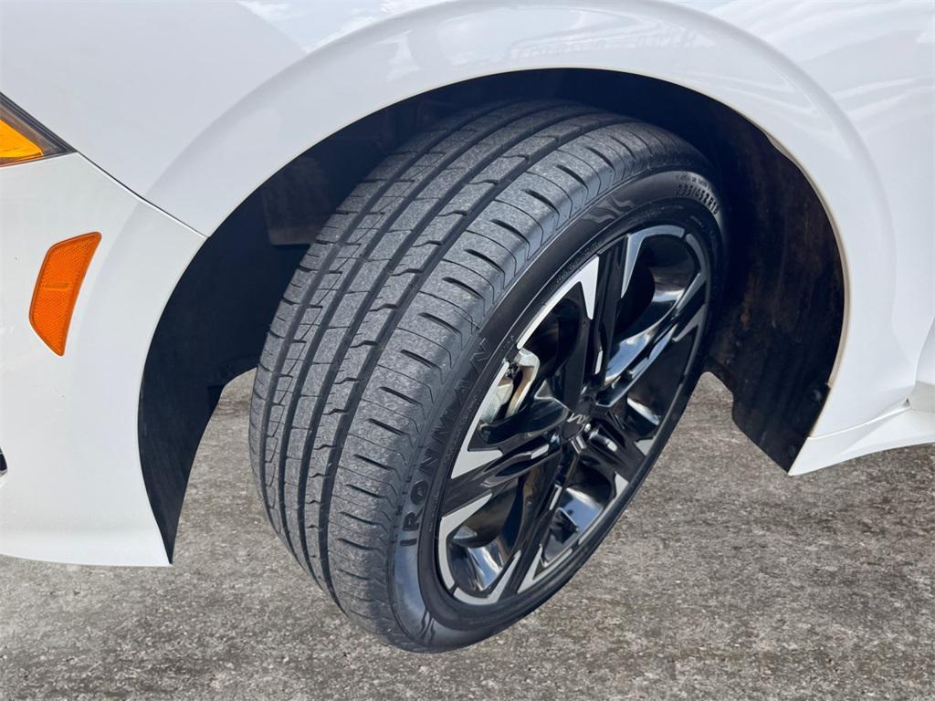 used 2022 Kia K5 car, priced at $21,101