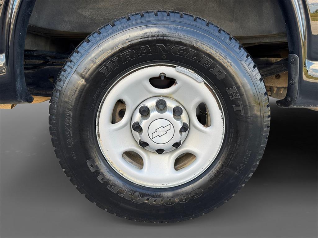 used 2017 Chevrolet Express 2500 car, priced at $21,204