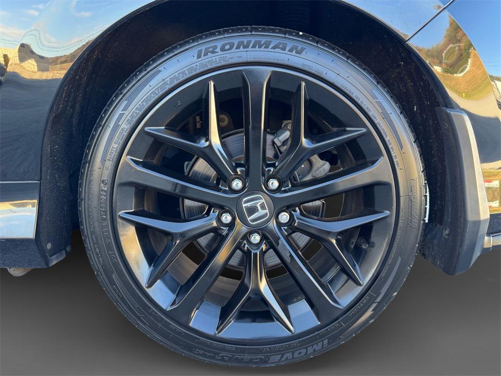 used 2020 Honda Civic Si car, priced at $21,711