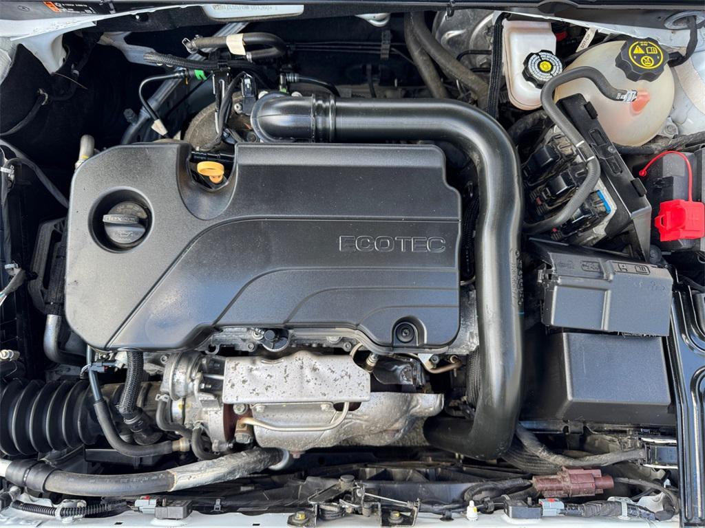 used 2021 Chevrolet Malibu car, priced at $14,386