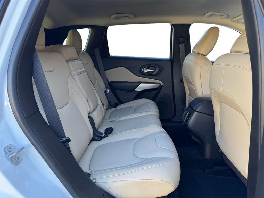 used 2017 Jeep Cherokee car, priced at $13,147