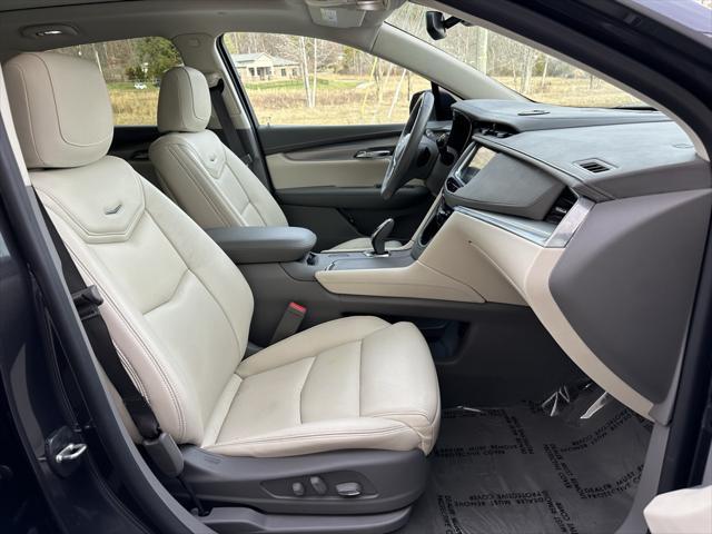used 2017 Cadillac XT5 car, priced at $21,173